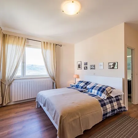Urban Villa *